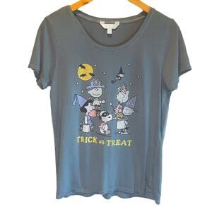 Gray Halloween Graphic Tee